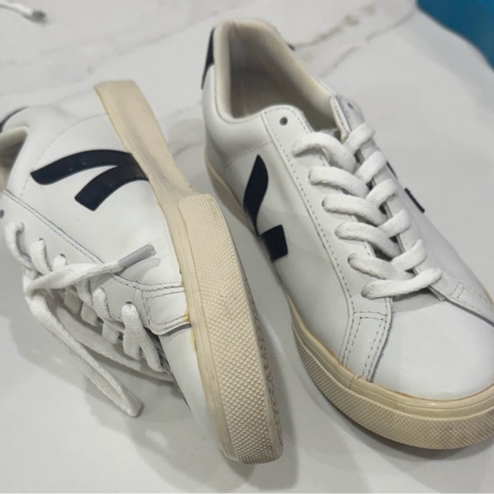 Veja sneakers